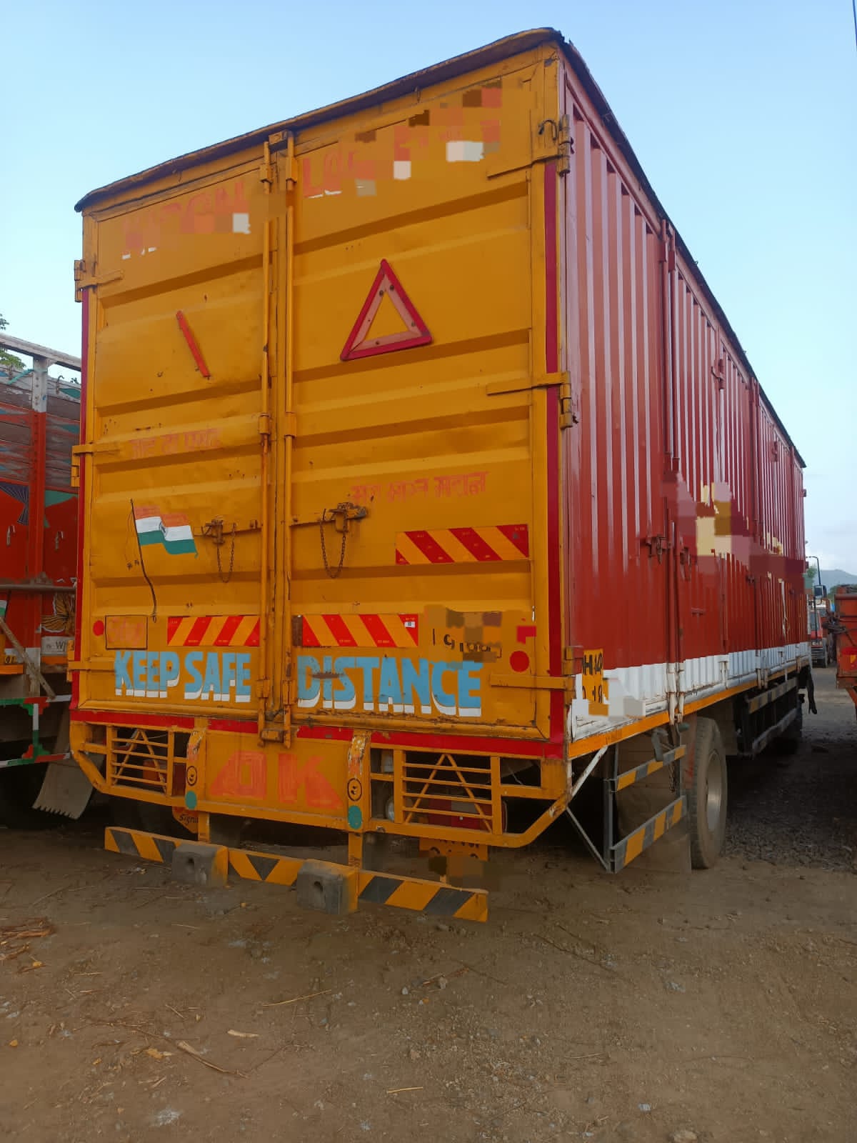Tata 1613 - Image 3